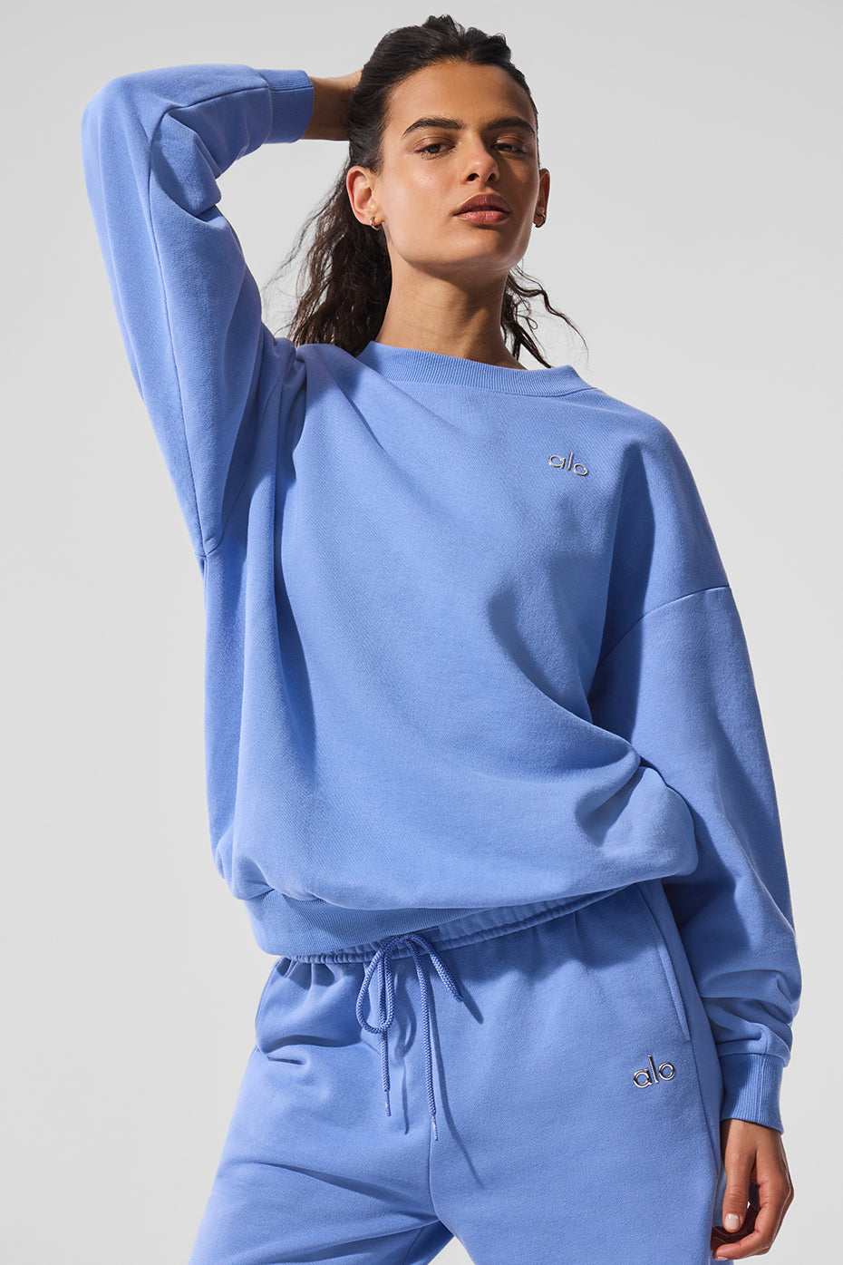 Accolade Crew Neck Crew Sweatshirt — Crystal Clear Blue