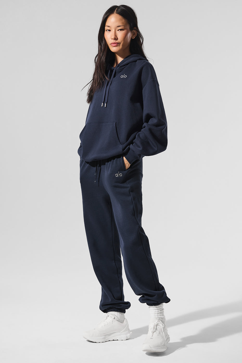 Accolade Hooded Sweatshirt — Navy