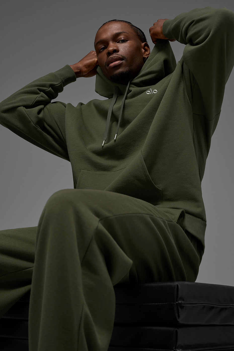 Accolade Hooded Sweatshirt — Green Olive