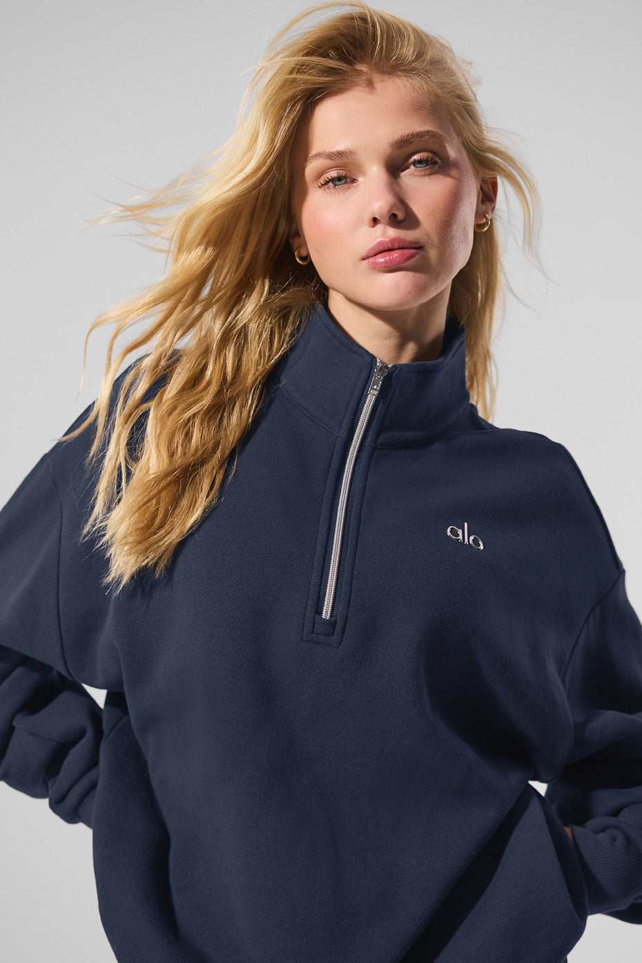 Accolade 1/4 Zip Crew Sweatshirt — Navy