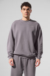 Washed Accolade Crew Neck Crew Sweatshirt — Cool Grey Wash