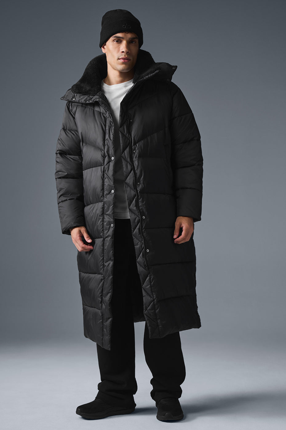 Gold Rush Puffer Trench — Black
