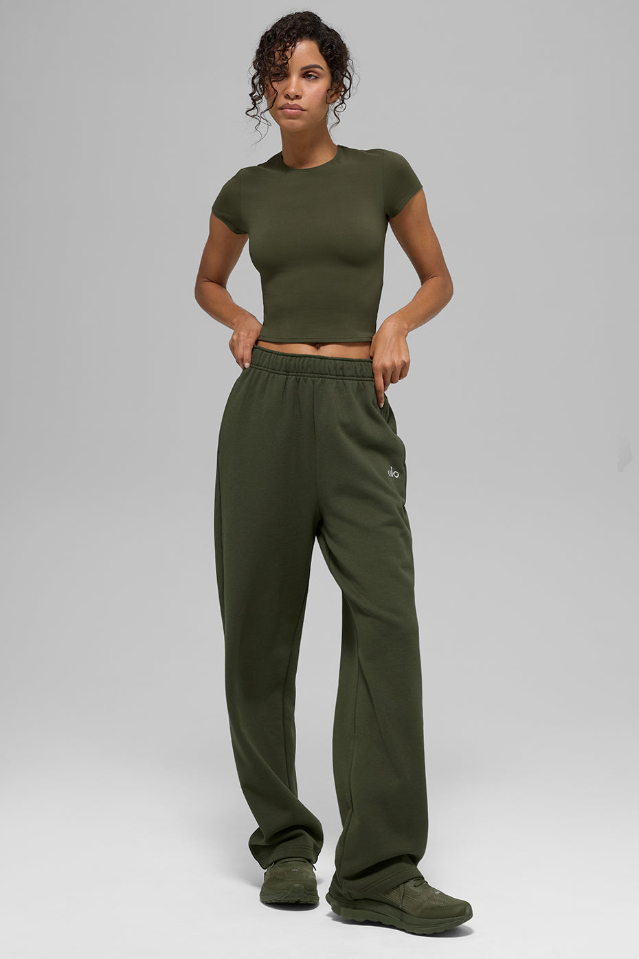 Accolade Straight Leg Joggers — Green Olive