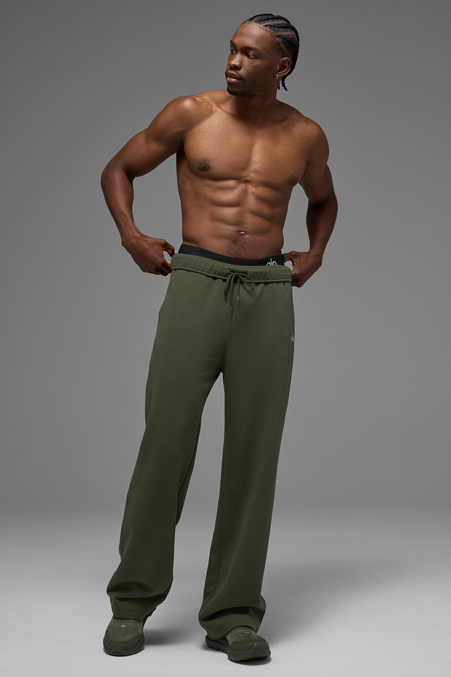 Accolade Straight Leg Joggers — Green Olive