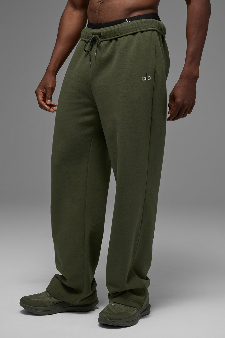 Accolade Straight Leg Joggers — Green Olive