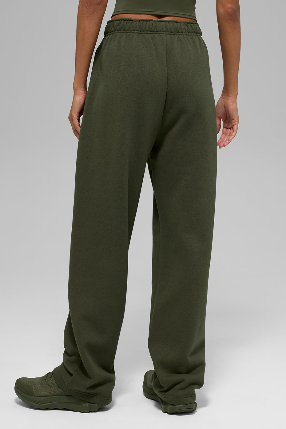 Accolade Straight Leg Joggers — Green Olive