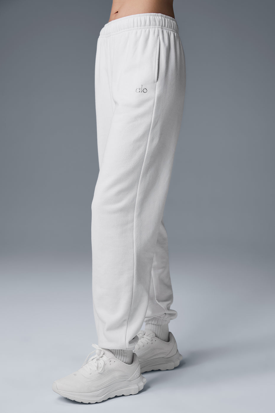 Accolade Joggers — White
