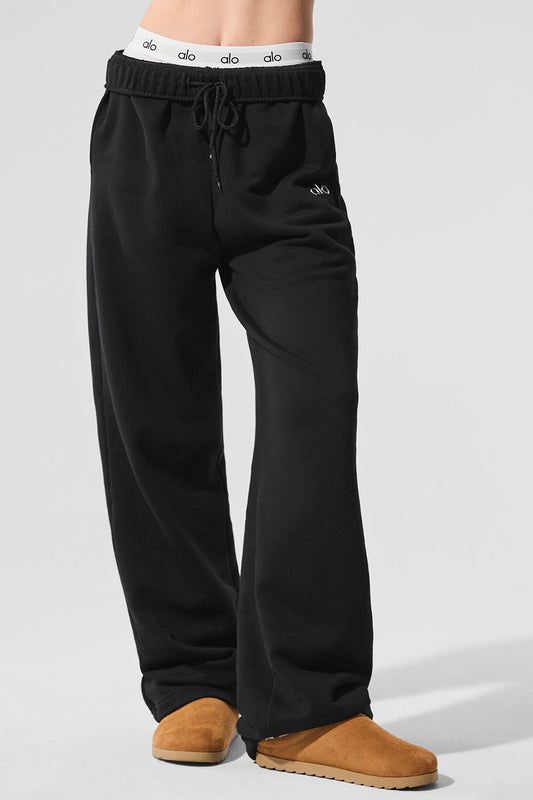 Accolade Straight Leg Joggers — Black