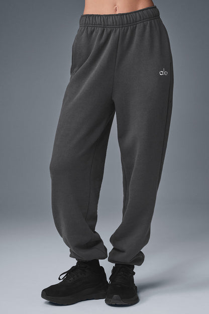 Accolade Joggers — Anthracite