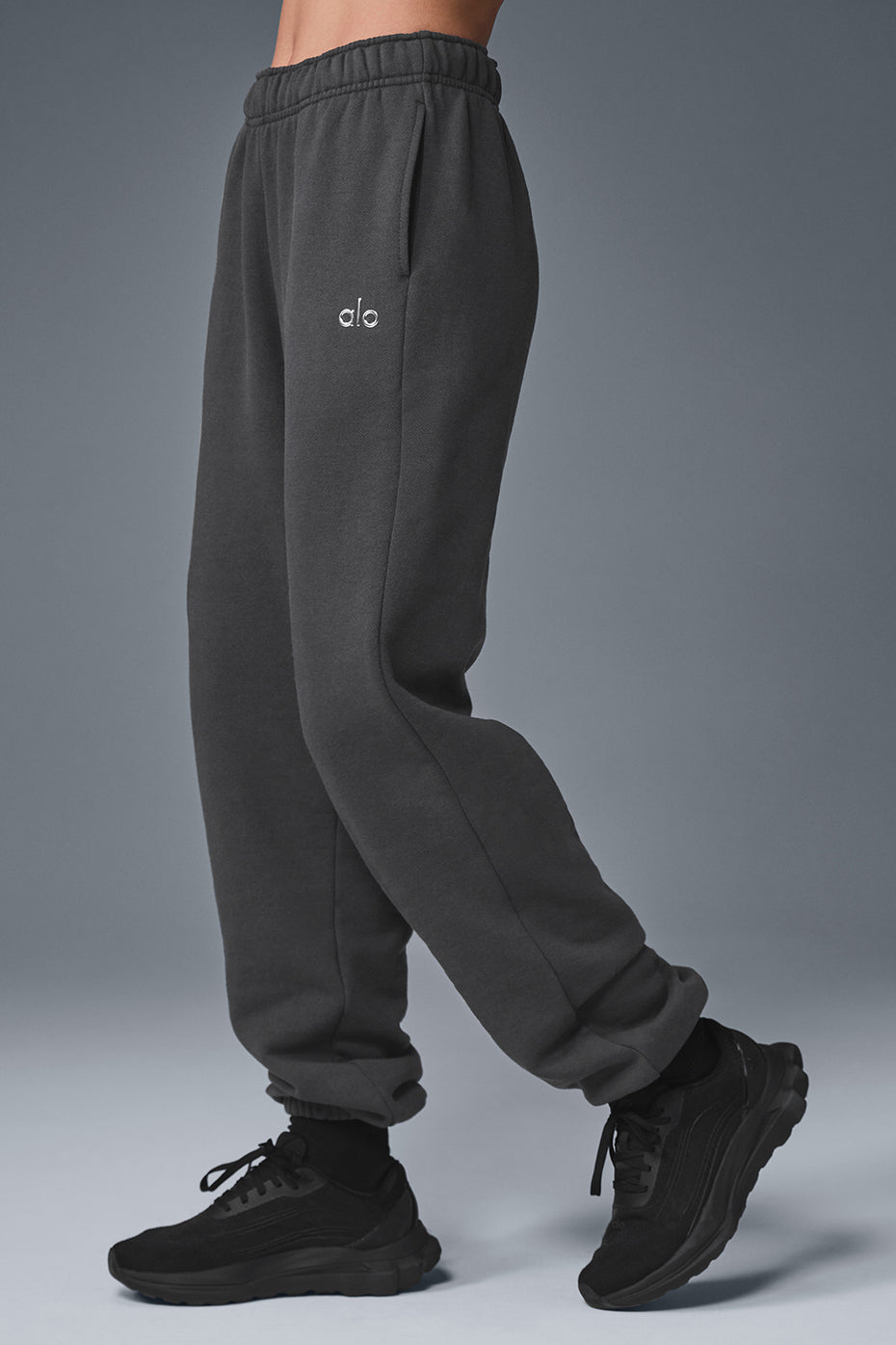 Accolade Joggers — Anthracite
