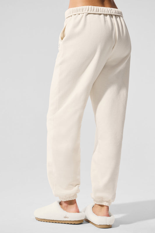 Accolade Joggers — Ivory