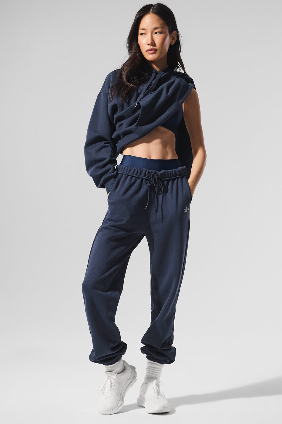 Accolade Joggers — Navy