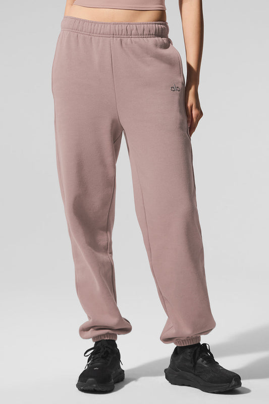 Accolade Joggers — Taupe