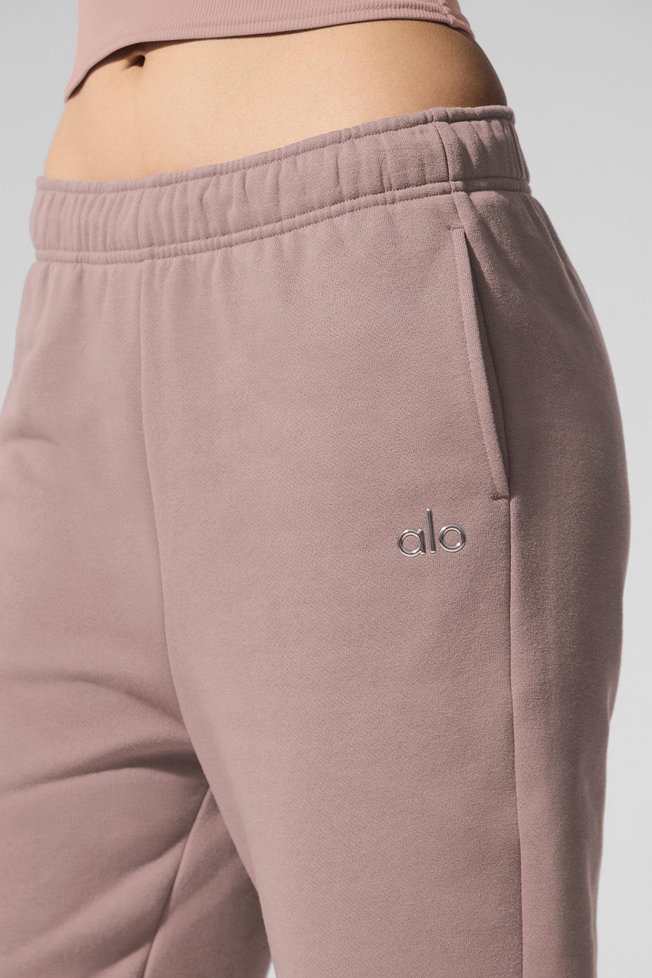Accolade Joggers — Taupe