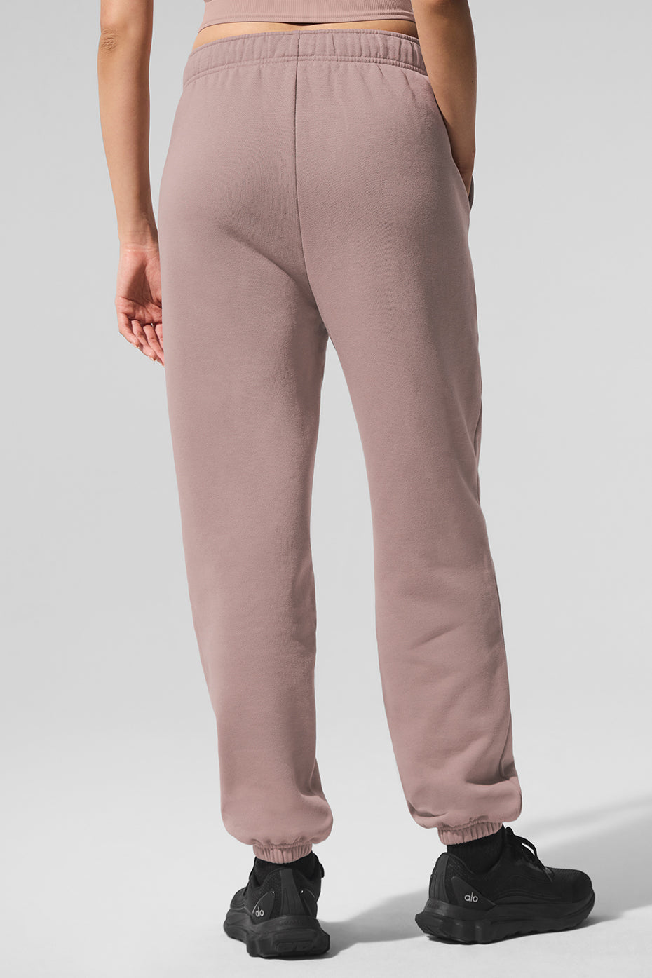 Accolade Joggers — Taupe