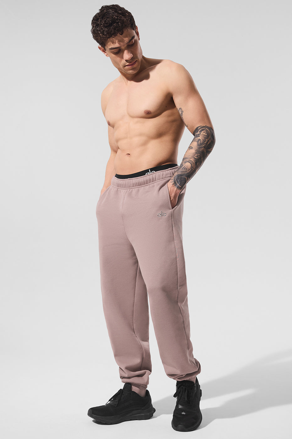 Accolade Joggers — Taupe