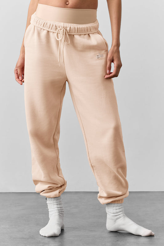 Accolade Joggers — Macadamia
