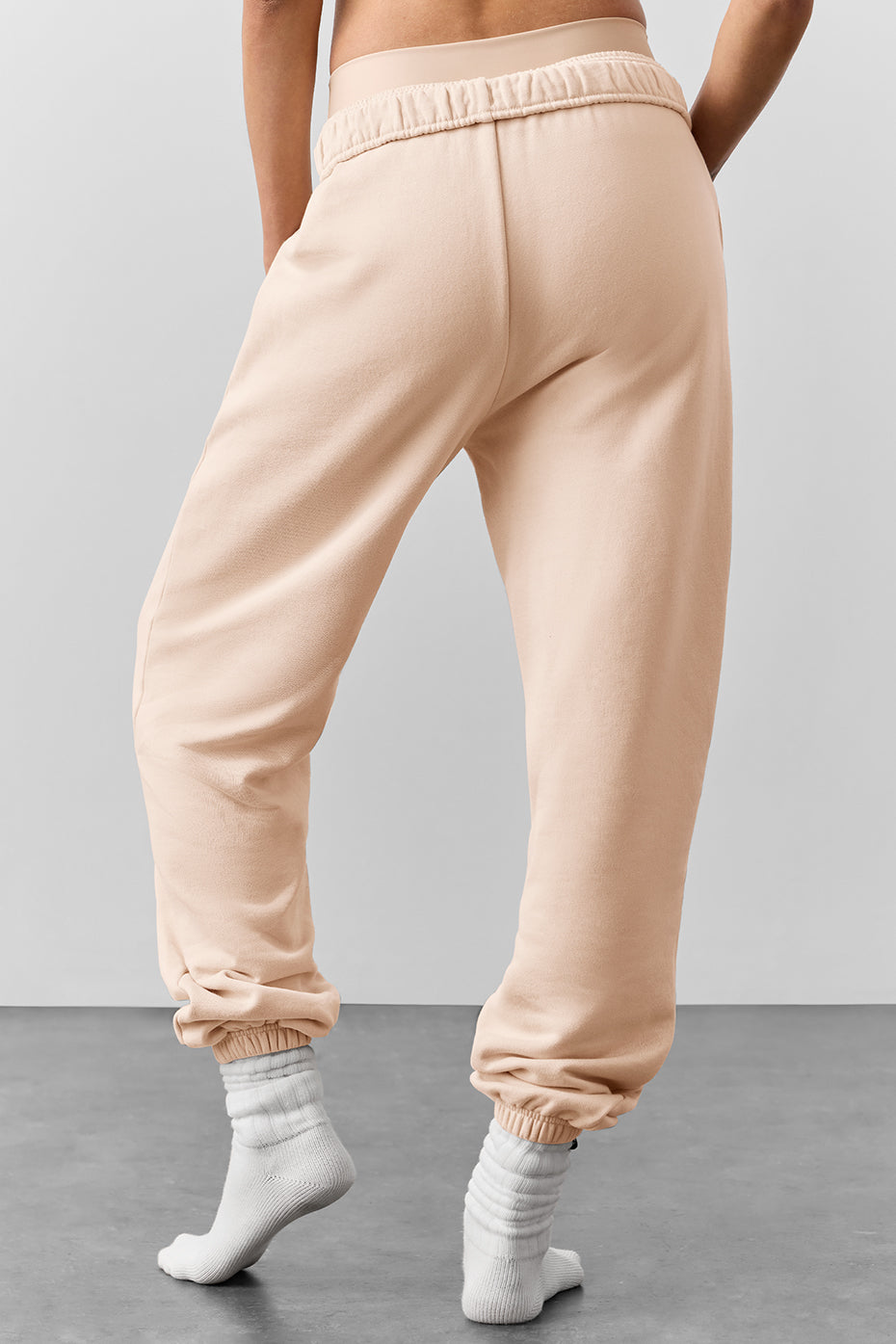 Accolade Joggers — Macadamia