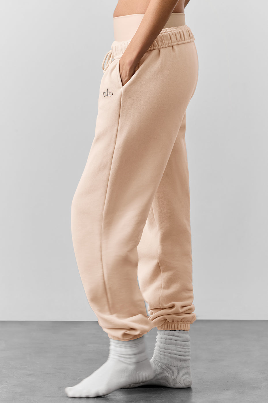 Accolade Joggers — Macadamia