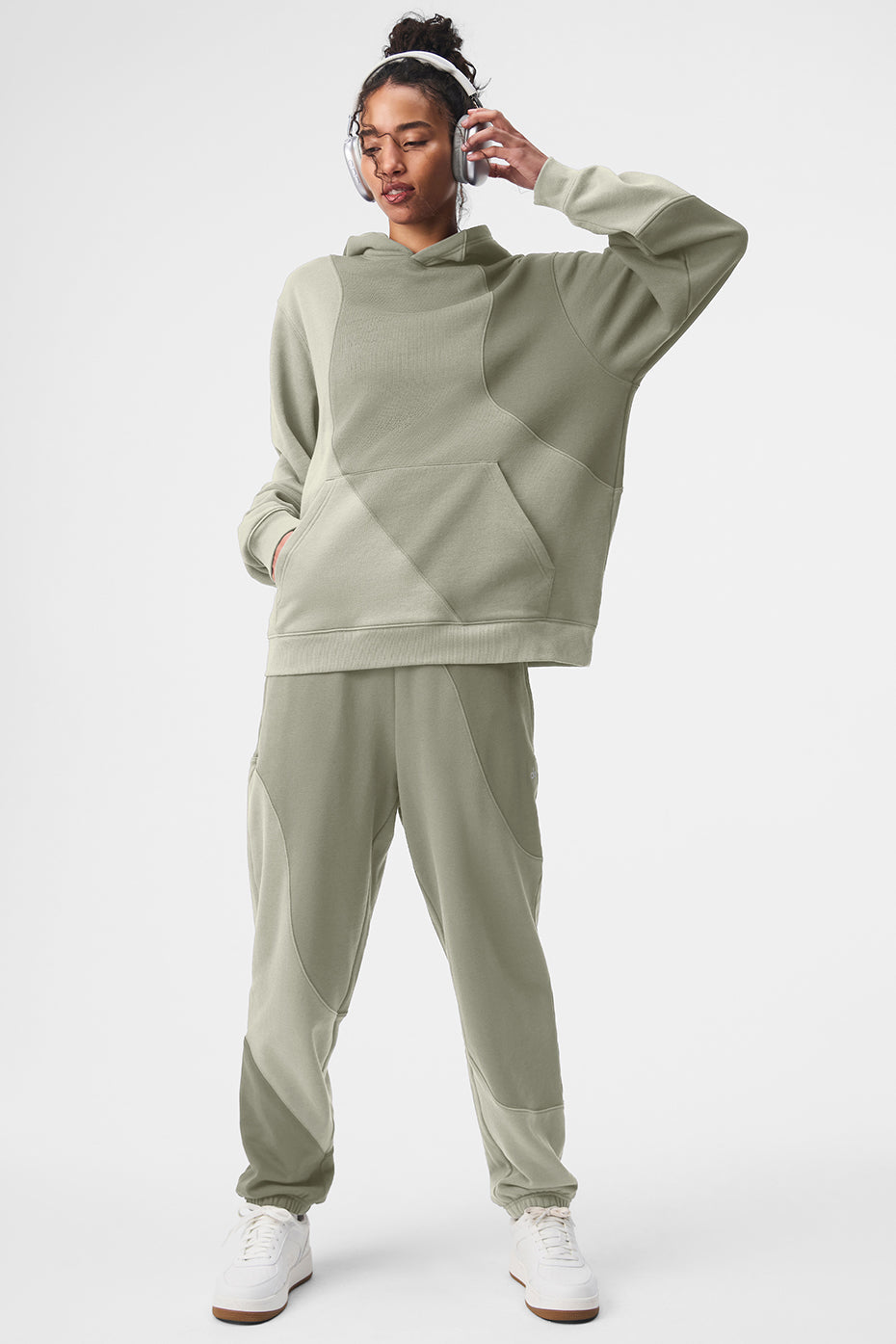 Make Waves Joggers — Limestone Tonal
