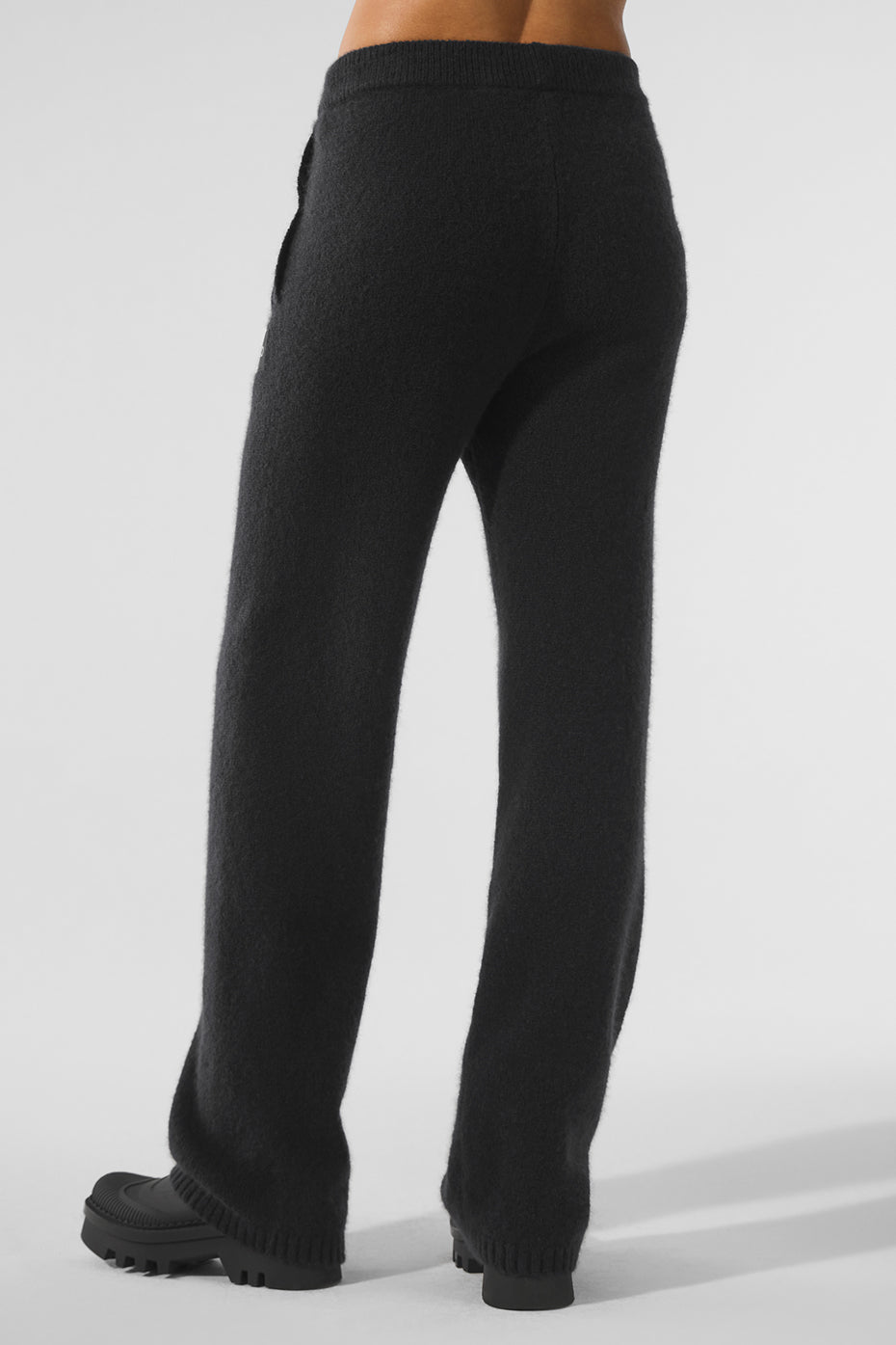 New Class Cashmere Joggers — Black