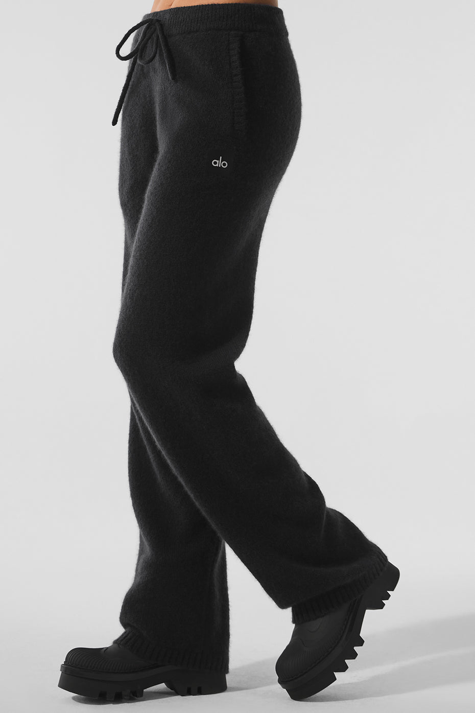 New Class Cashmere Joggers — Black