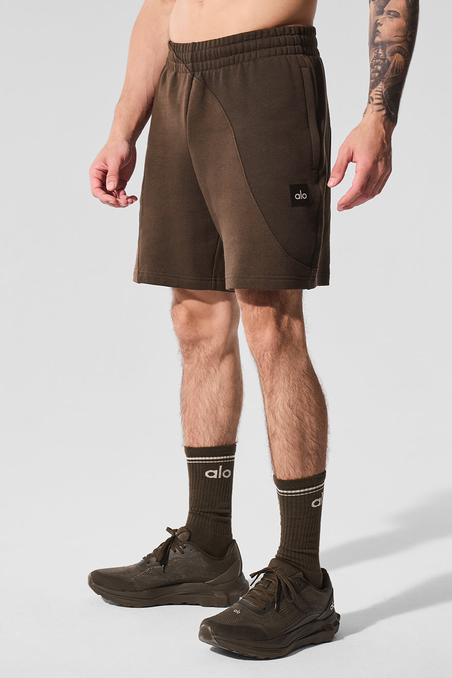 7" Make Waves Shorts — Espresso Tonal