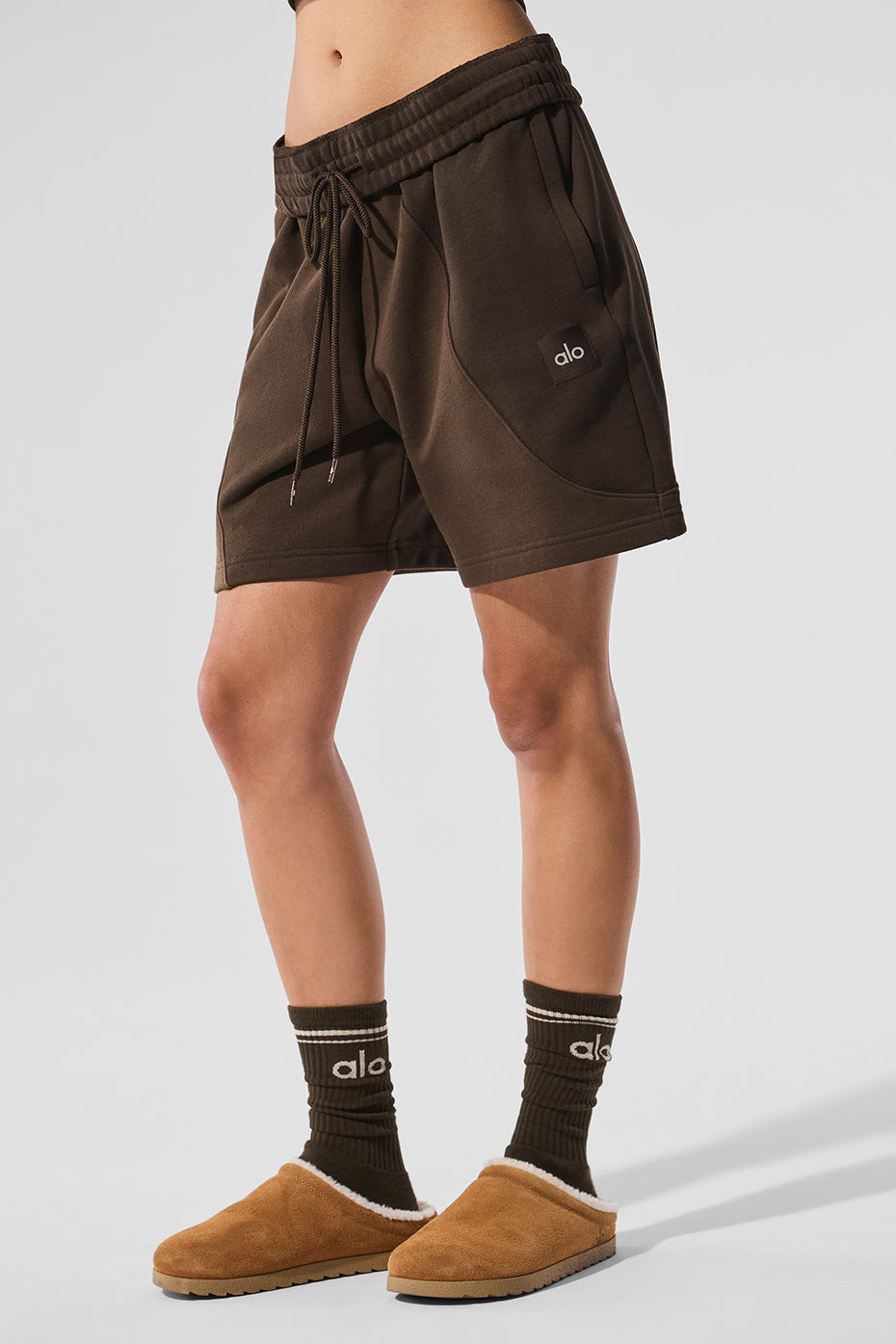7" Make Waves Shorts — Espresso Tonal