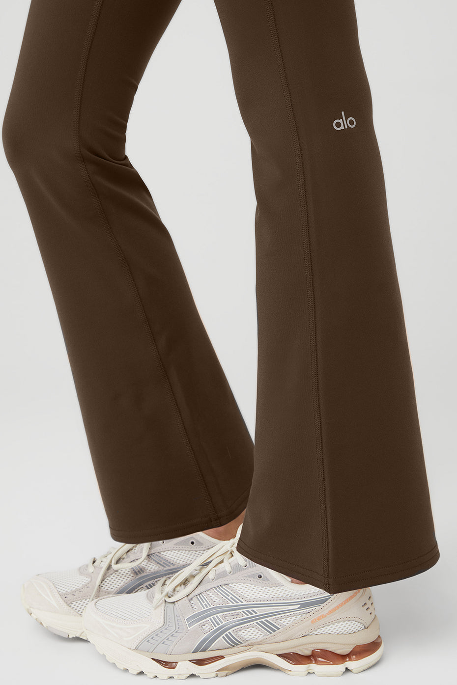 Airbrush High Rise 7/8 Bootcut Leggings — Espresso
