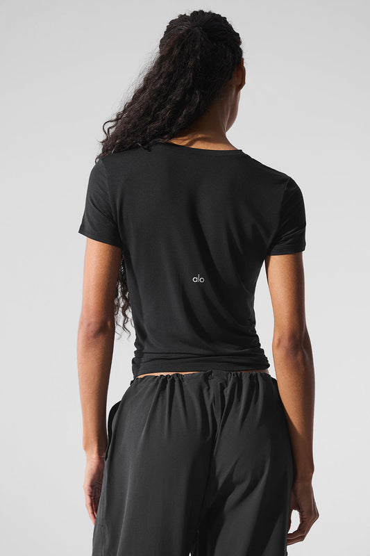 All Day Shorts‑Sleeve — Black