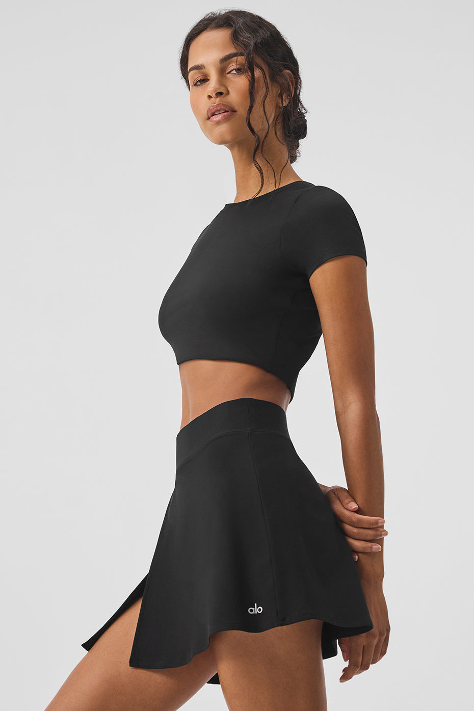 Alosoft Cropped Backspin Shorts‑Sleeve — Black