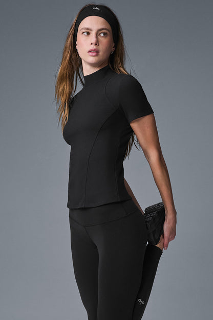Ribbed Mesmerize Shorts‑Sleeve — Black