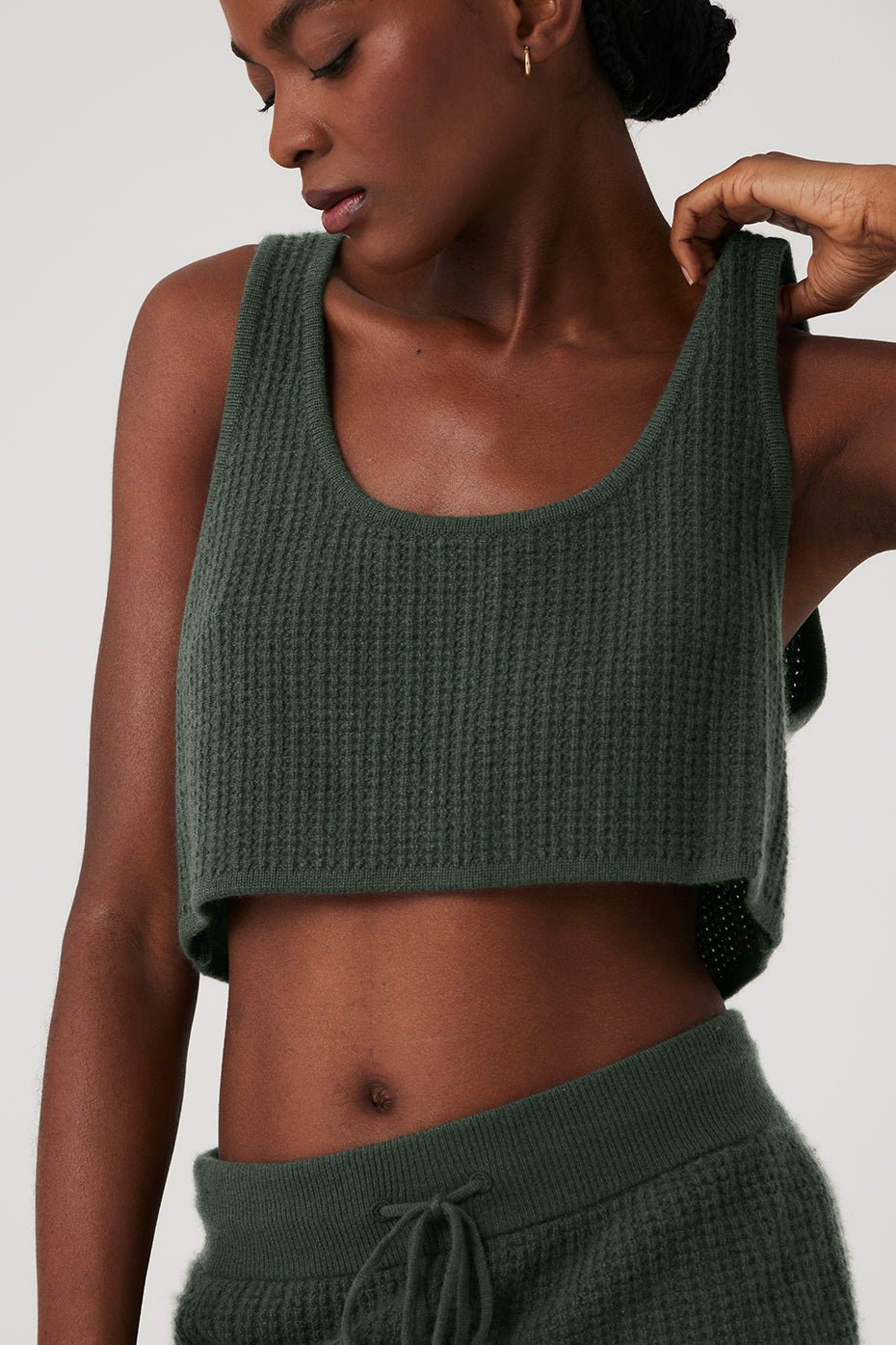 Cashmere Plush Waffle Cropped Tank Top — Dark Cactus