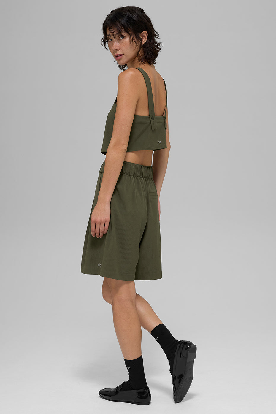 Cropped Dreamscape Tank Top — Green Olive