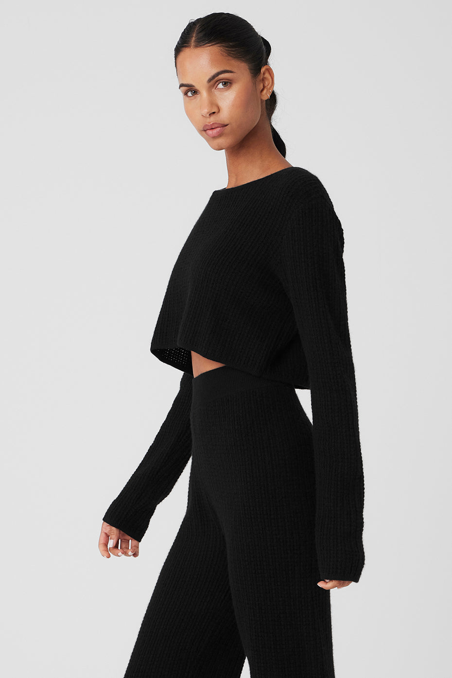 Cashmere Plush Waffle Cropped Long‑Sleeve — Black