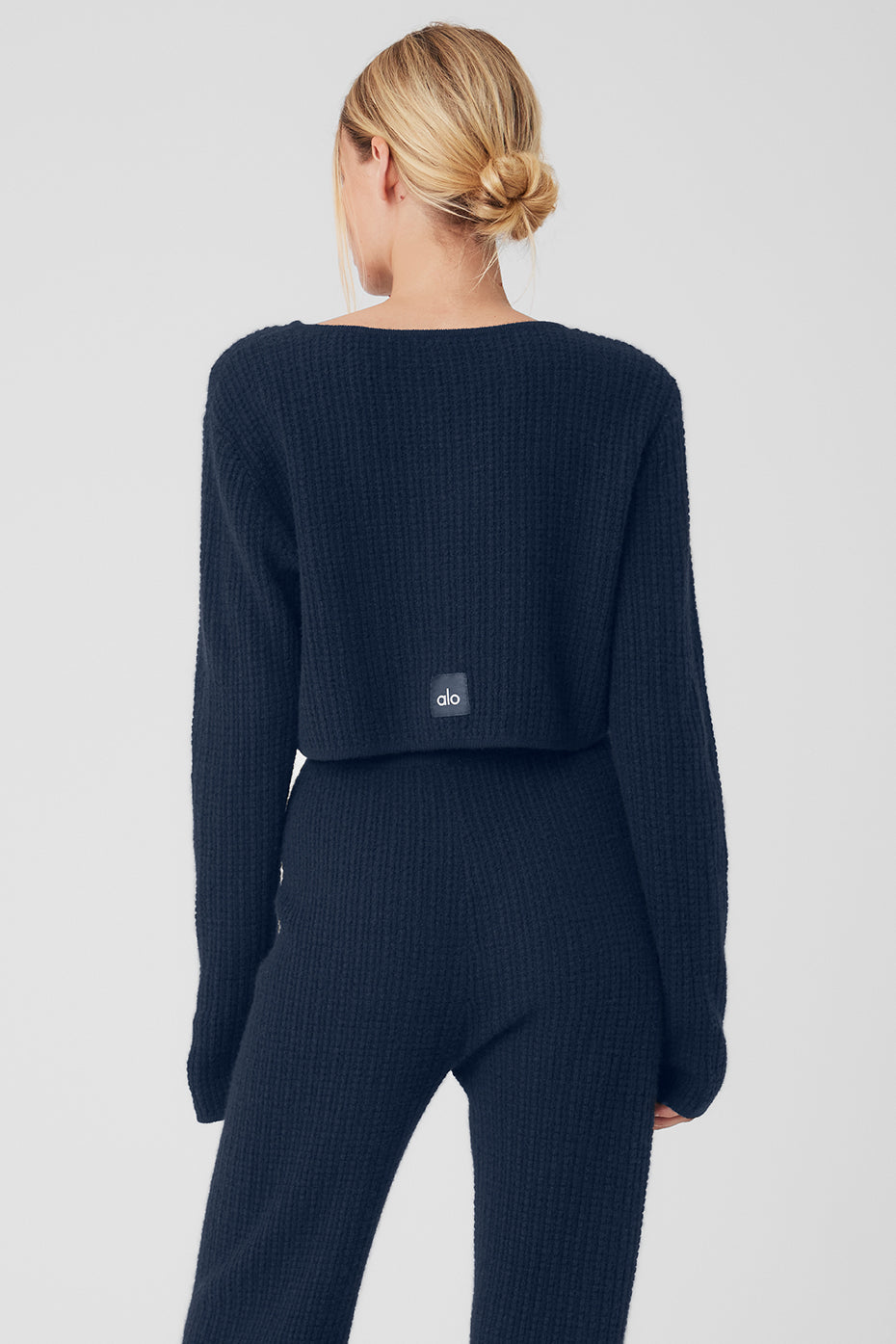 Cashmere Plush Waffle Cropped Long‑Sleeve — Navy