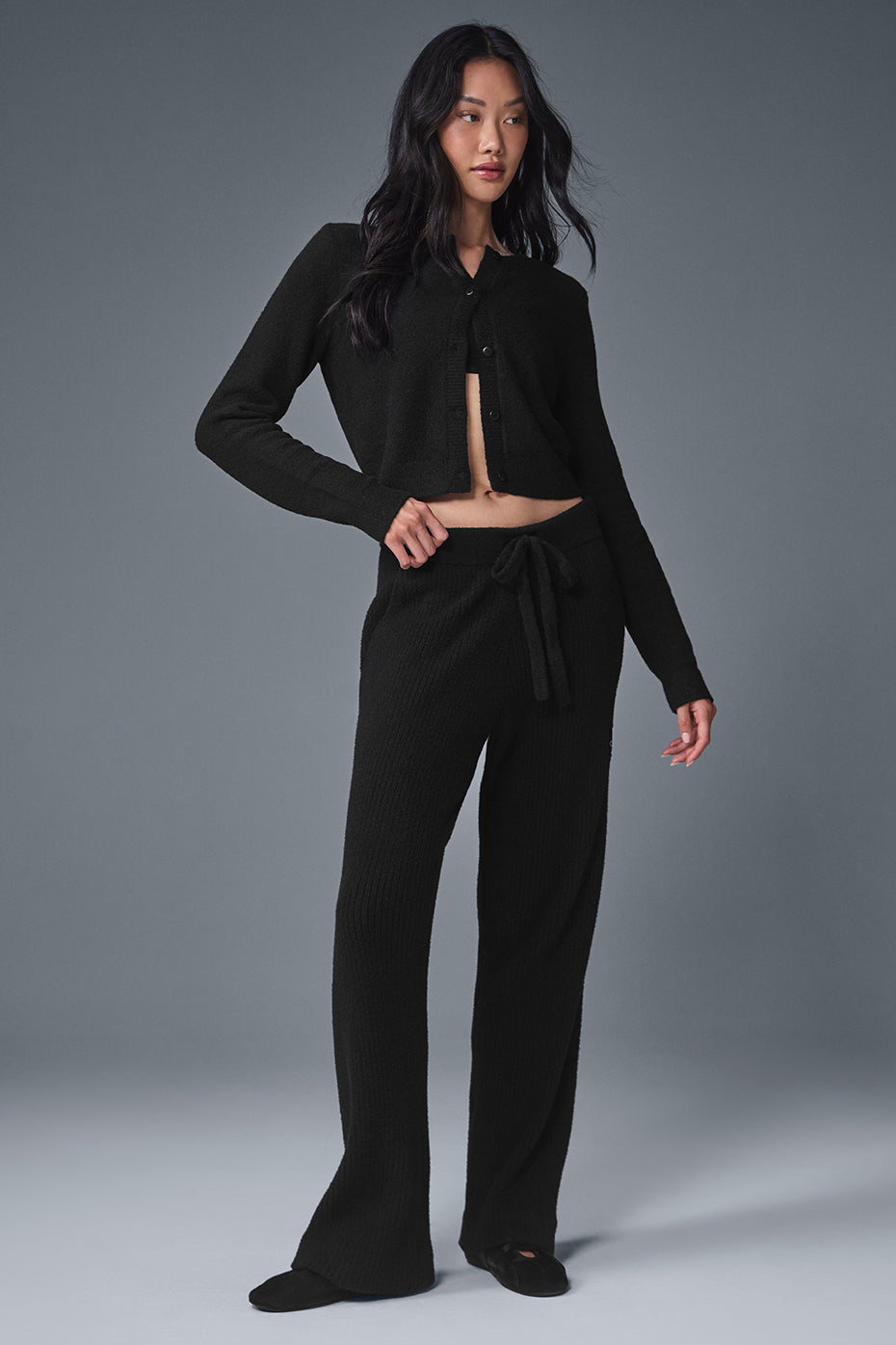 Snuggle Up Sweater Cropped Cardigan — Black