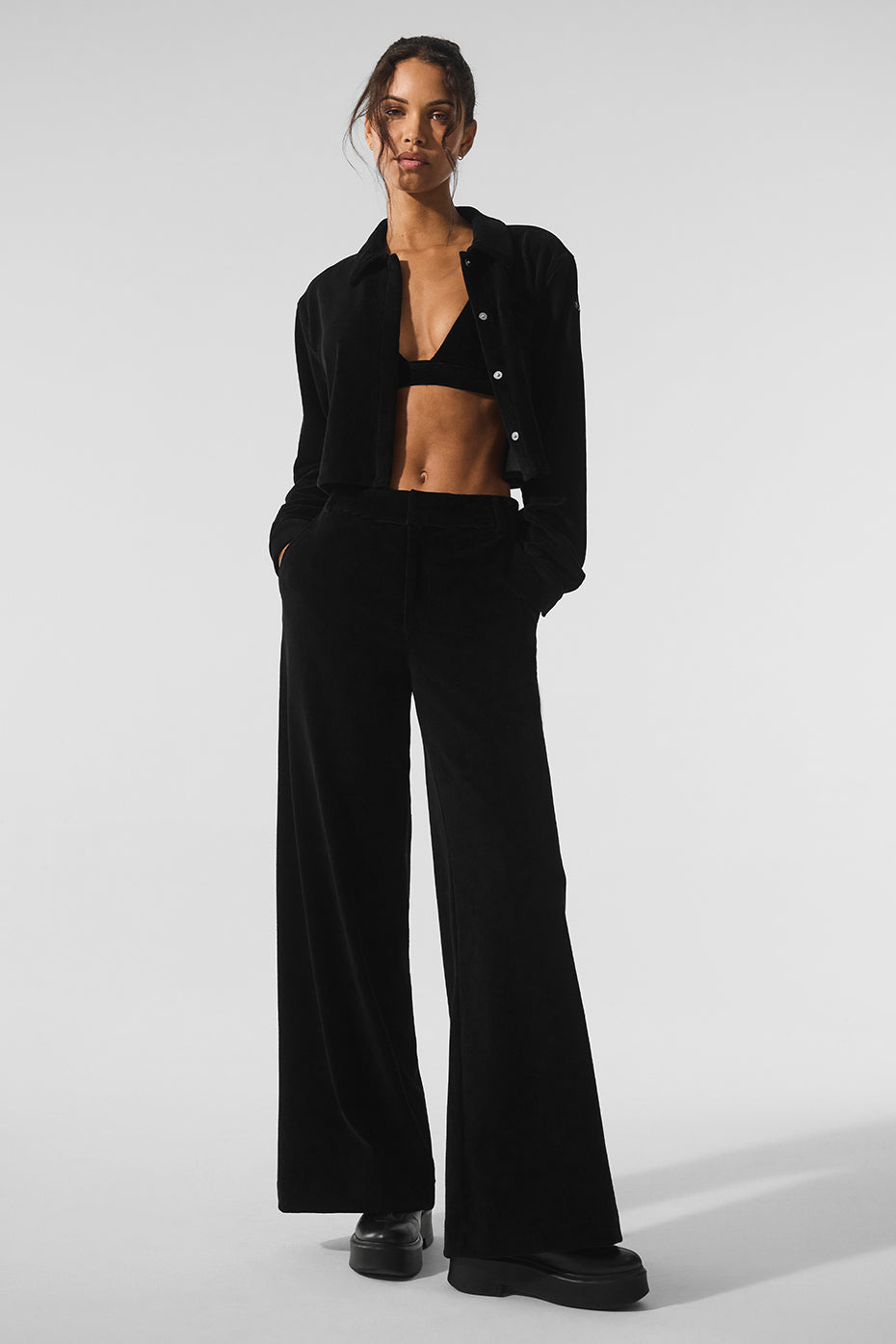 Micro Corduroy Cropped Dreamer Button Down — Black