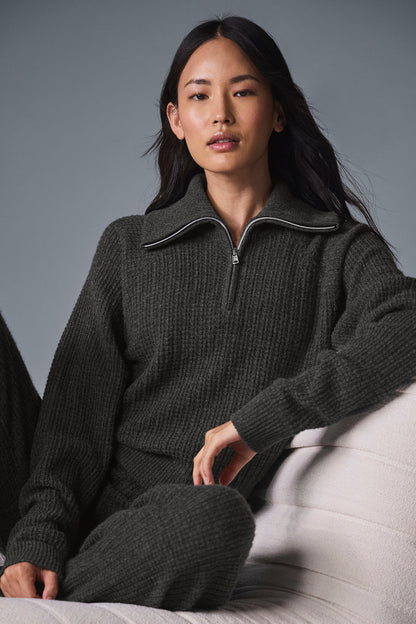 Cashmere Plush Waffle 1/4 Zip Crew Sweatshirt — Dark Heather Grey