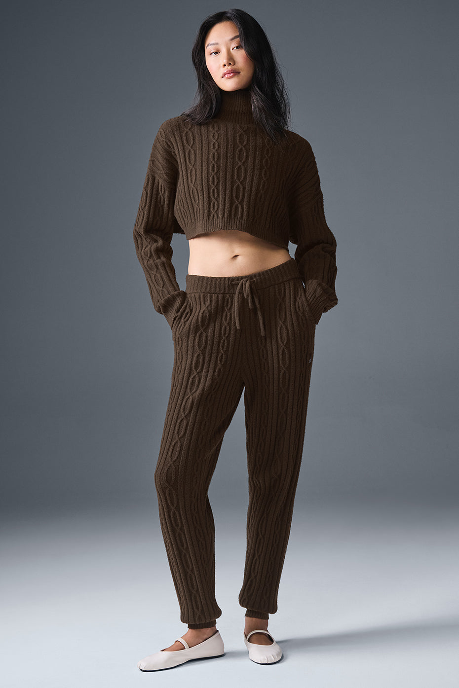 Cable Knit Cropped Winter Bliss Turtleneck Long‑Sleeve — Espresso