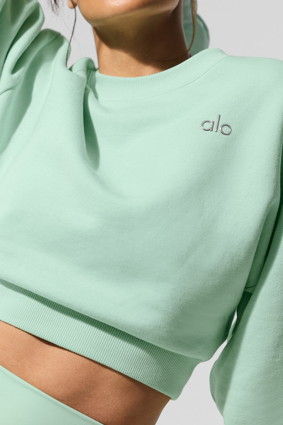 Cropped Accolade Crewneck — Spearmint