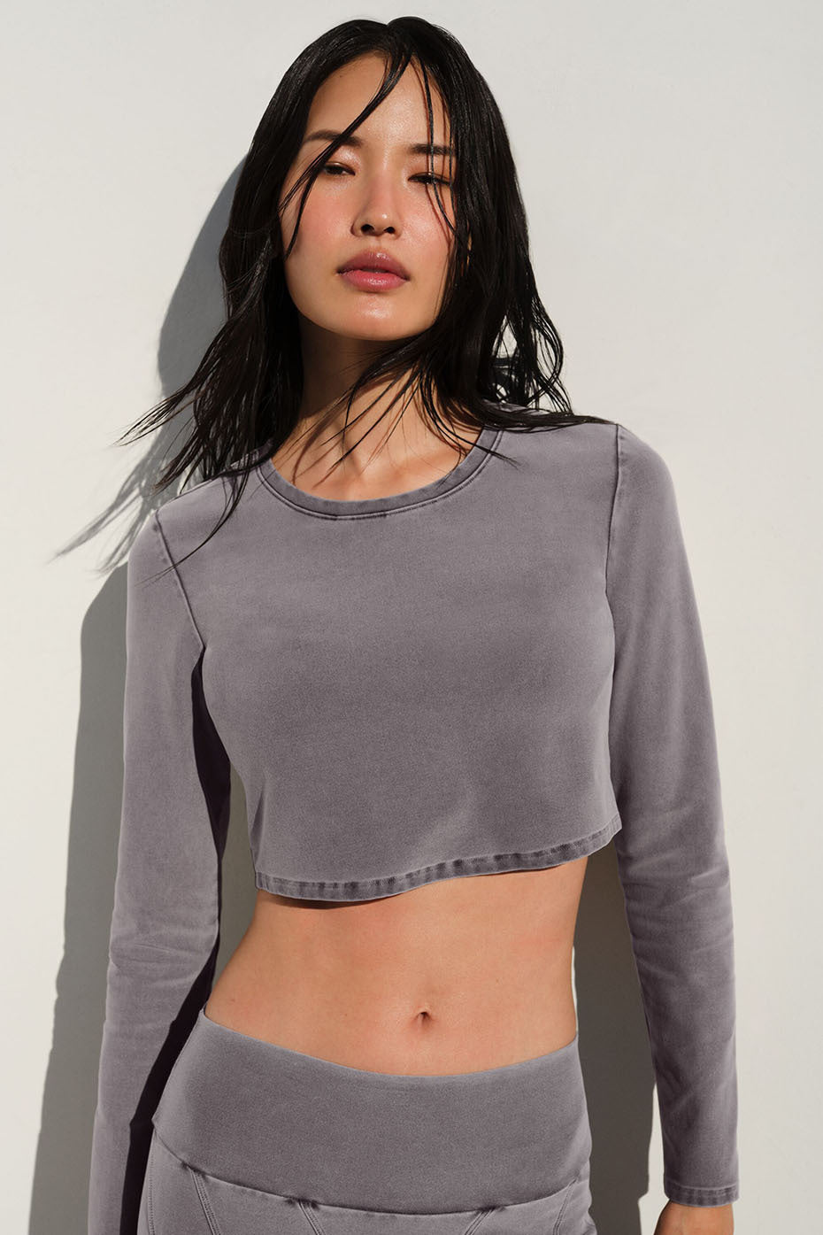 Washed Alosoft Crop Finesse Long‑Sleeve — Cool Grey Wash