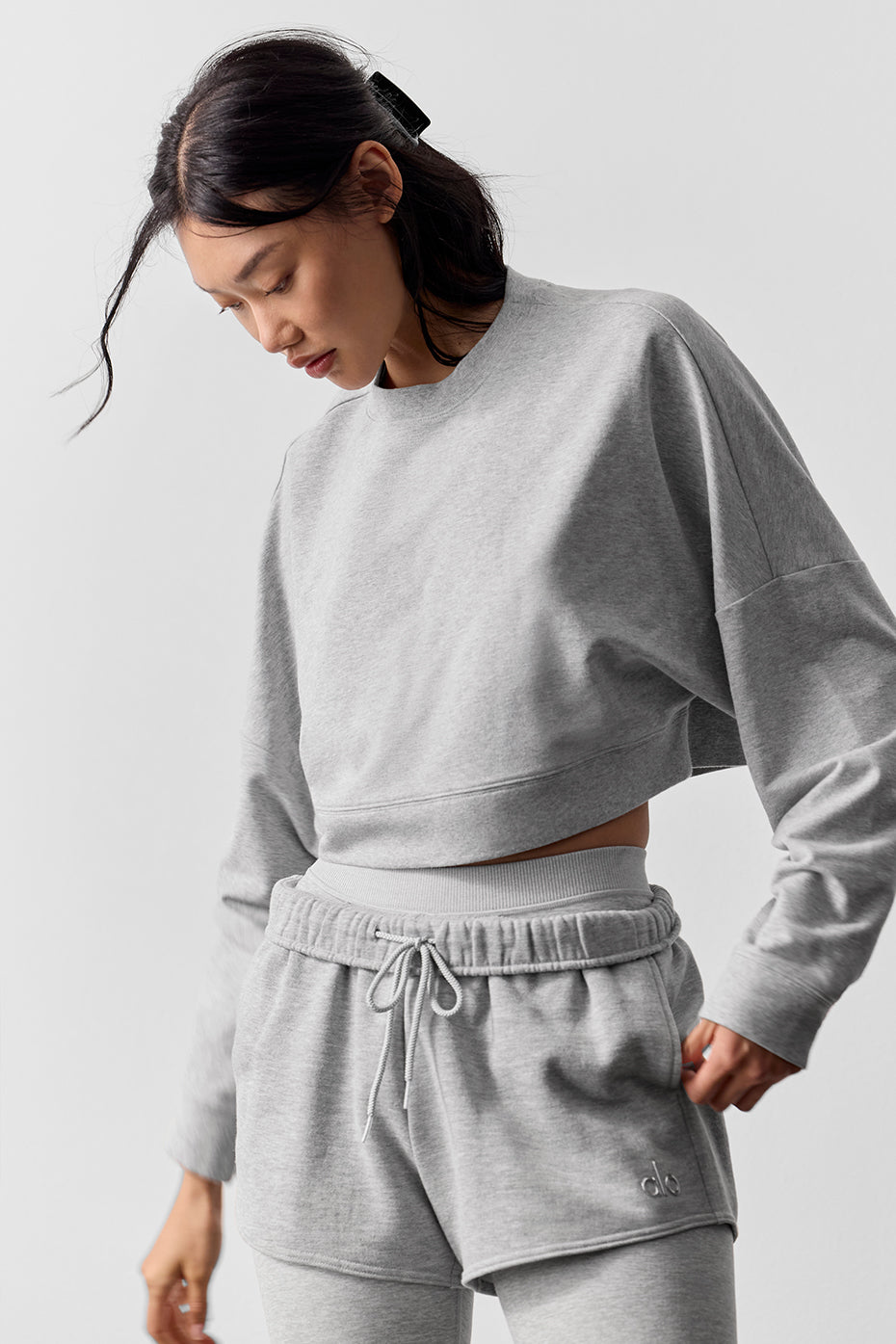 Cropped Sway Crew Neck Crew Sweatshirt — Athletic Heather Grey
