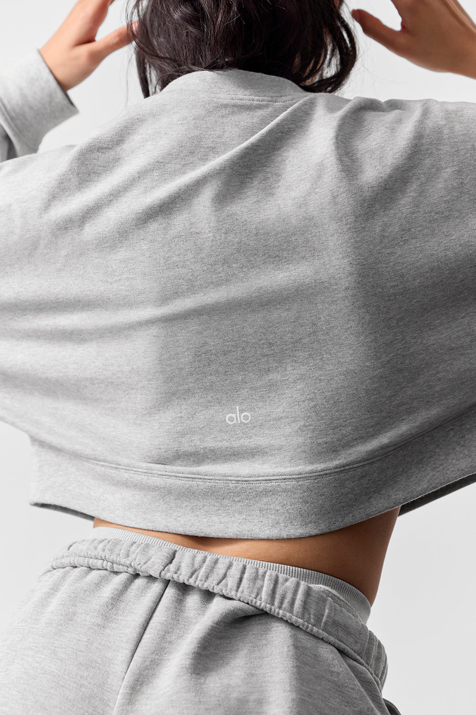 Cropped Sway Crew Neck Crew Sweatshirt — Athletic Heather Grey