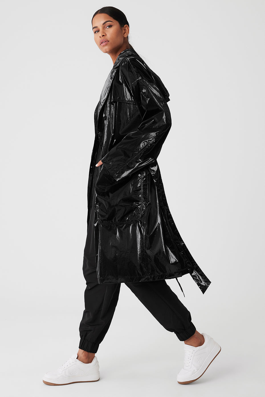 Metallic Break Line Trench — Black Metallic