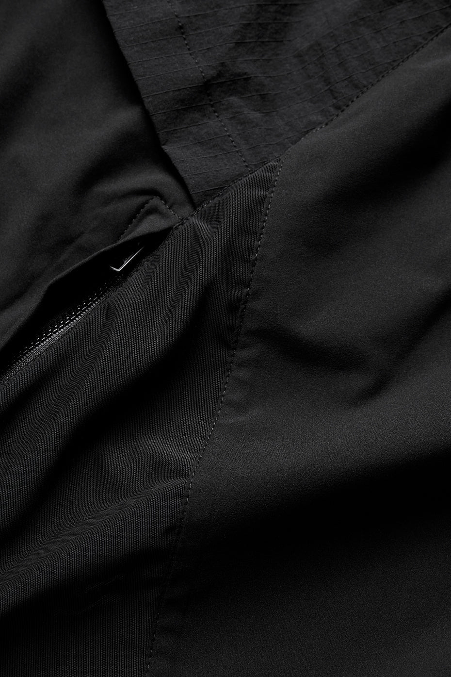 Cropped Playmaker Zip Jacket — Black