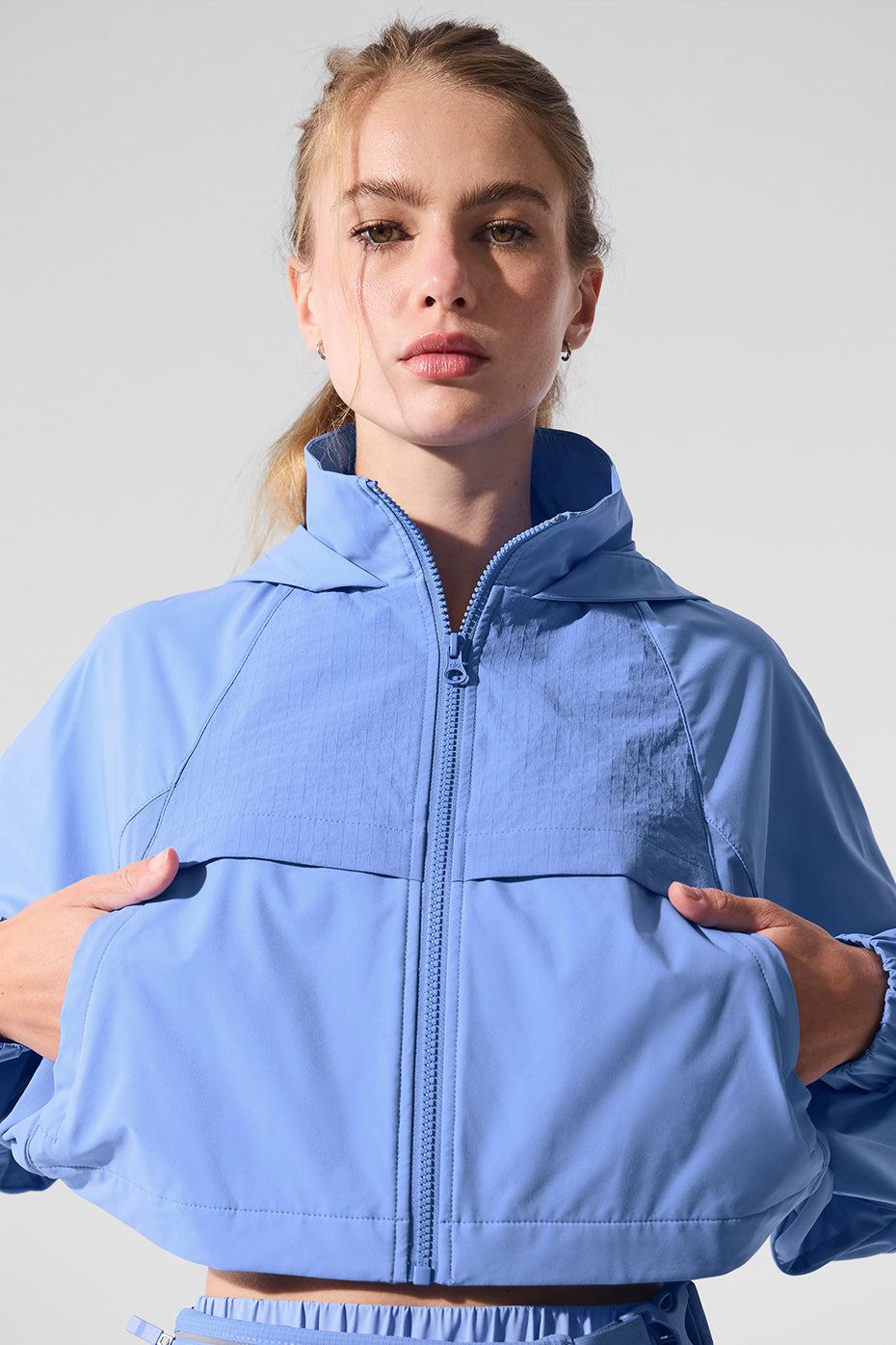 Cropped Playmaker Zip Jacket — Crystal Clear Blue