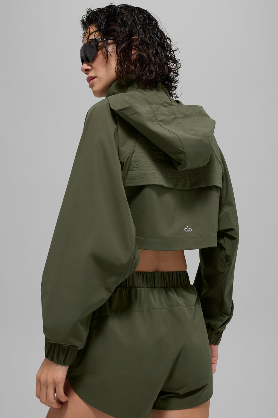 Cropped Playmaker Zip Jacket — Green Olive