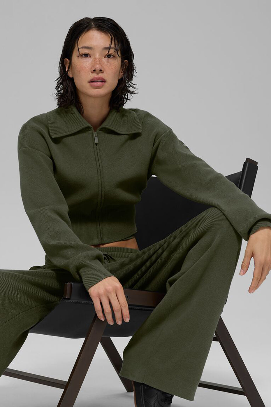 Scholar Knit Cropped Full Zip Zip Jacket — Green Olive