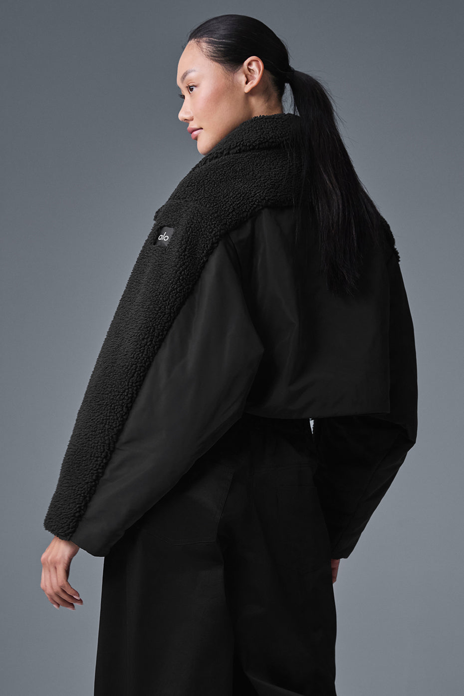 Sherpa Cozy Escape Puffer — Black/Black